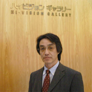 秋田県立近代美術館の三浦さん